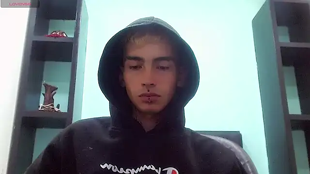 ttimy x boy online show from April 22, 8:10 pm