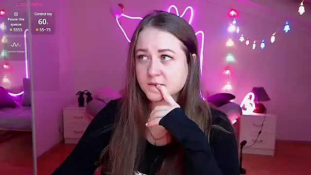 LizzyShine online show from January 9, 6:04 pm