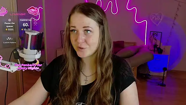 LizzyShine online show from December 4, 11:08 am