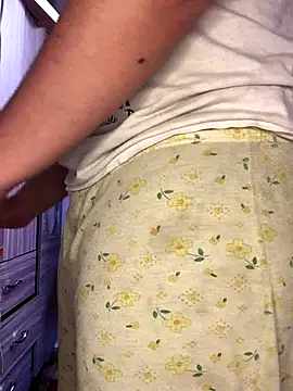 Miss oliviaa online show from December 5, 5:20 pm