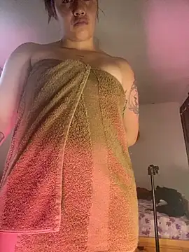 Miss oliviaa online show from April 19, 8:33 pm