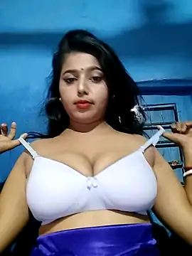 Snapshot of Sweet-Rani chatting on December 28, 8:05 am Sweet-Rani online show from December 28, 8:05 am