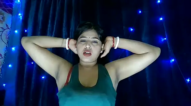 Snapshot of Sweet-Rani chatting on February 6, 9:00 am Sweet-Rani online show from February 6, 9:00 am