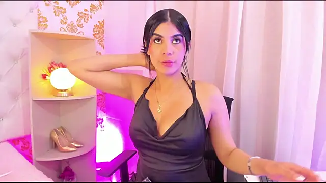 emaa lambert online show from November 12, 11:58 pm