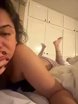 persiannqueen online show from October 31, 2:23 am