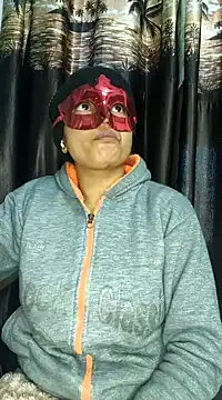 bigtitsqueen online show from January 8, 3:40 am