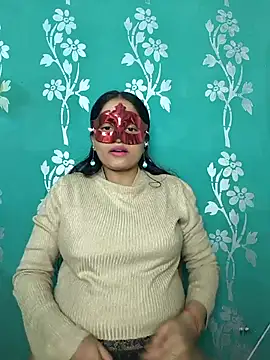 bigtitsqueen online show from February 5, 5:50 pm