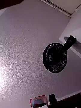 Snapshot of MirandaSoto chatting on February 12, 2:54 pm MirandaSoto online show from February 12, 2:54 pm