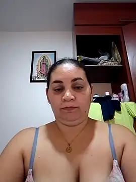 Snapshot of MirandaSoto chatting on March 9, 5:06 pm MirandaSoto online show from March 9, 5:06 pm