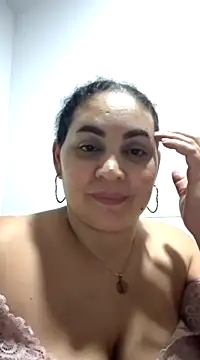 Snapshot of MirandaSoto chatting on March 16, 7:59 am MirandaSoto online show from March 16, 7:59 am