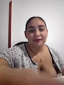 Snapshot of MirandaSoto chatting on March 17, 11:31 am MirandaSoto online show from March 17, 11:31 am