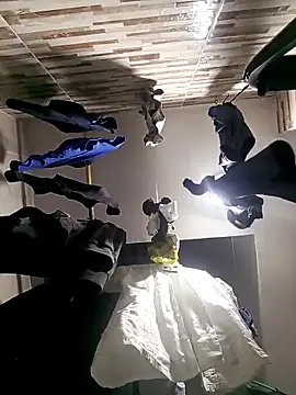 Snapshot of MirandaSoto chatting on November 7, 4:01 am MirandaSoto online show from November 7, 4:01 am