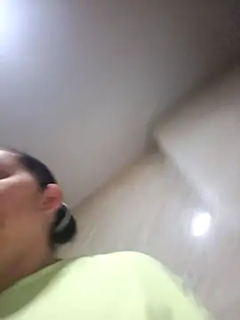 Snapshot of MirandaSoto chatting on November 9, 7:56 pm MirandaSoto online show from November 9, 7:56 pm