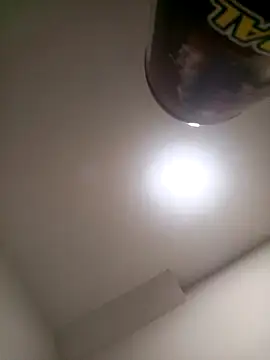 Snapshot of MirandaSoto chatting on November 23, 3:28 am MirandaSoto online show from November 23, 3:28 am