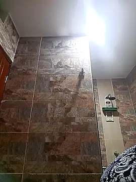 Snapshot of MirandaSoto chatting on December 14, 4:40 am MirandaSoto online show from December 14, 4:40 am