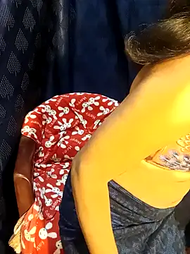 Stripy Doll online show from December 15, 2:19 am