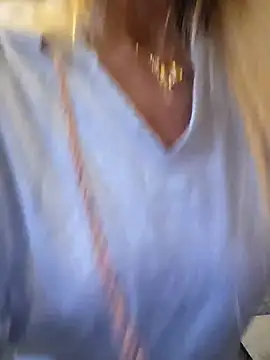 lisalustjouw online show from February 6, 9:12 am