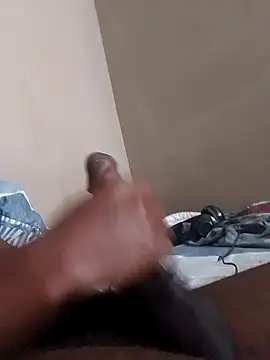 Snapshot of PussyPrince007 chatting on January 15, 12:47 pm PussyPrince007 online show from January 15, 12:47 pm