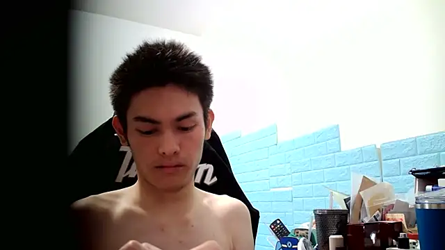 Snapshot of thisisbook_223 chatting on October 28, 7:05 pm thisisbook 223 online show from October 28, 7:05 pm