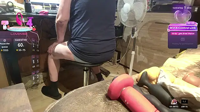 misteryman1956 online show from July 24, 5:33 pm