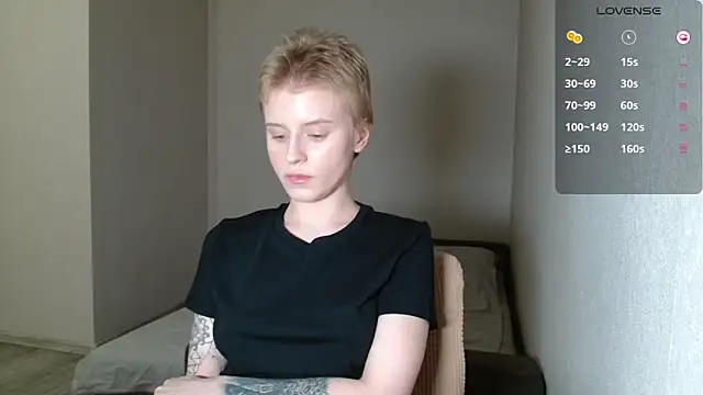 LizaKisses online show from March 12, 2:01 pm