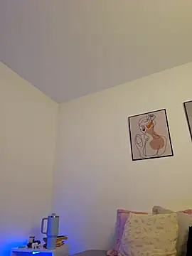 VictoriaEvaans  online show from October 27, 10:47 pm