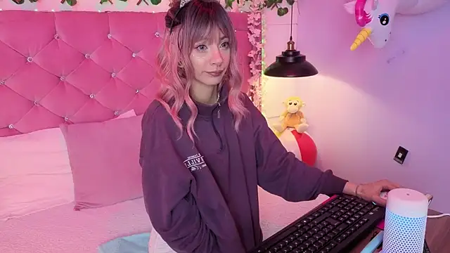 lauren evans96 online show from March 4, 3:34 am