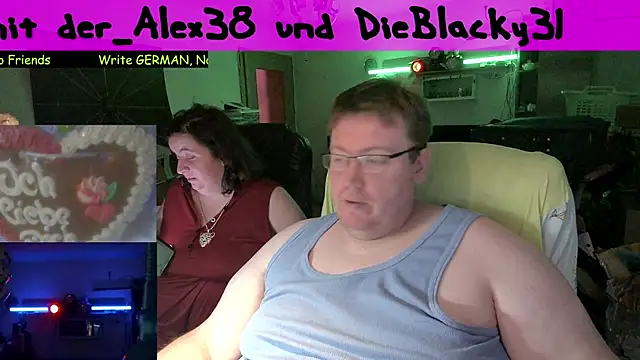 Snapshot of der_alex38 chatting on February 19, 8:52 pm der alex38 online show from February 19, 8:52 pm