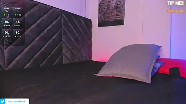 Snapshot of Luca_ferrer_ chatting on December 7, 8:22 am Luca ferrer online show from December 7, 8:22 am