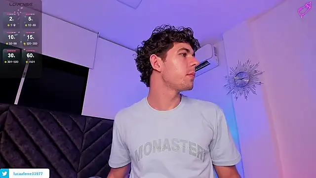 Snapshot of Luca_ferrer_ chatting on December 28, 11:48 pm Luca ferrer online show from December 28, 11:48 pm