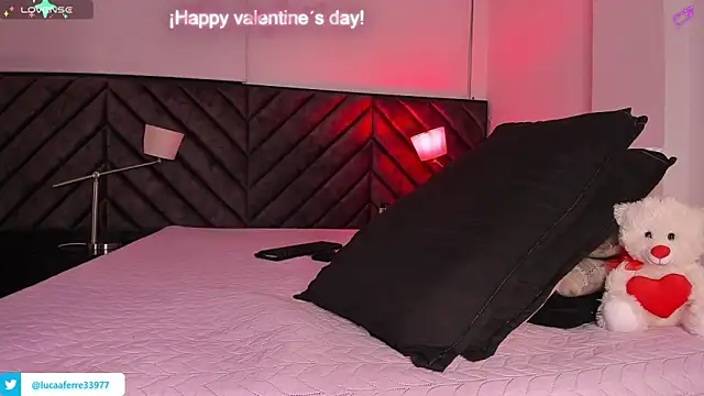 Snapshot of Luca_ferrer_ chatting on February 15, 9:05 am Luca ferrer online show from February 15, 9:05 am