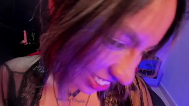 delilah fix online show from February 17, 9:43 pm