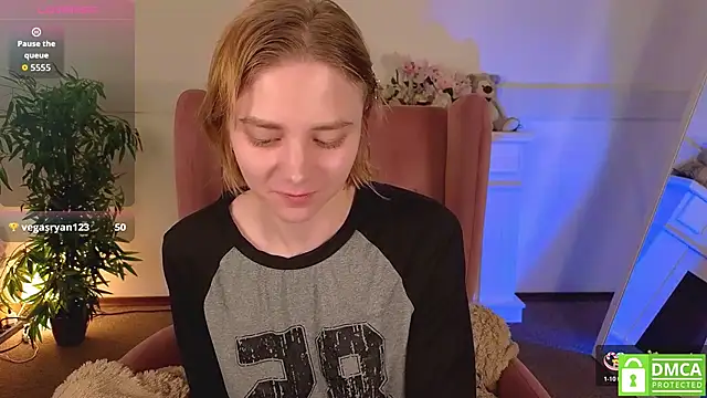 MirraBellanta online show from April 4, 10:51 pm