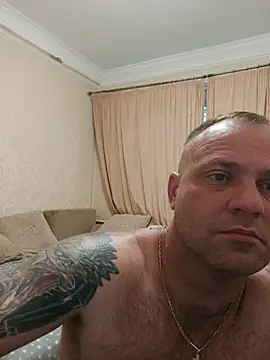 Snapshot of Crek666 chatting on July 23, 3:26 am Crek666 online show from July 23, 3:26 am