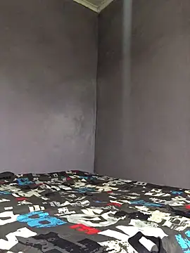 HutchMansell online show from December 30, 5:04 am