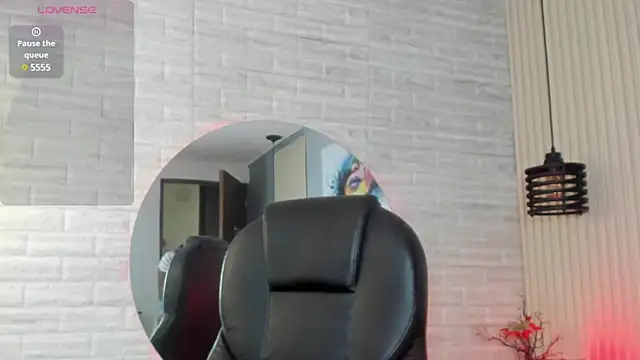 nicole  parker1 online show from March 13, 12:46 pm