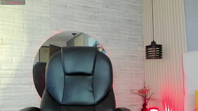 nicole  parker1 online show from March 19, 12:45 pm