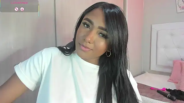 nicole  parker1 online show from February 5, 6:34 pm