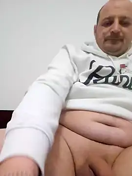 Snapshot of just_funhd chatting on December 21, 5:18 pm just funhd online show from December 21, 5:18 pm