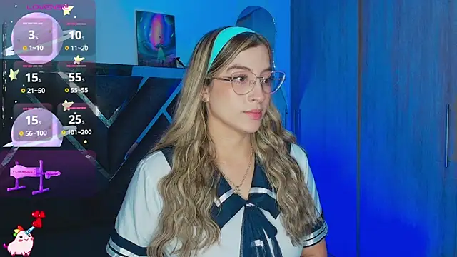 Snapshot of Issabela_G1 chatting on November 1, 11:40 pm Issabela G1 online show from November 1, 11:40 pm