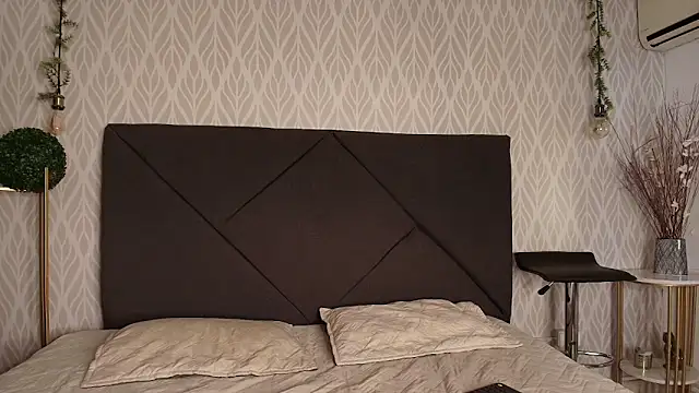 julieta aguilar1 online show from February 20, 7:36 pm