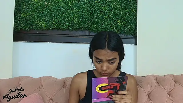 julieta aguilar1 online show from April 10, 9:19 pm