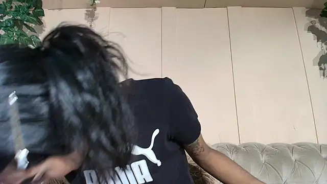 julieta aguilar1 online show from April 26, 7:00 pm