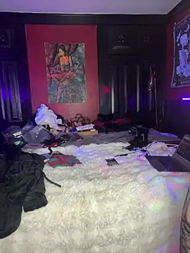 Luluof online show from February 17, 8:19 am