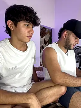 Valerio 22 online show from December 13, 8:14 pm