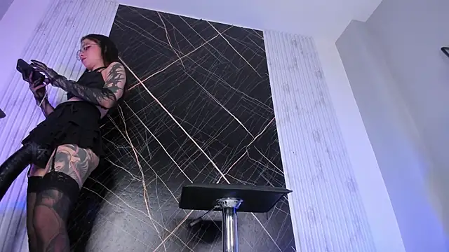 Snapshot of amber__blair chatting on March 16, 8:43 pm amber  blair online show from March 16, 8:43 pm