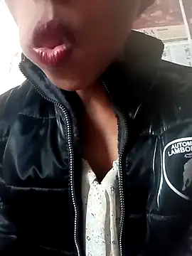 zoya khan25 online show from December 9, 6:55 am