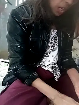 zoya khan25 online show from December 16, 7:48 am