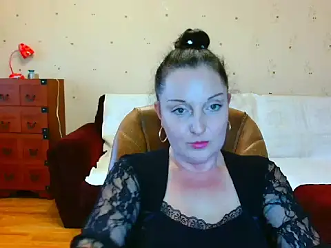 Alice3694 online show from March 12, 11:53 am