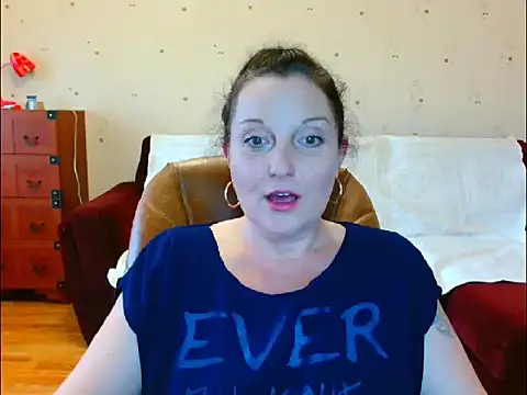 Alice3694 online show from March 13, 11:30 am